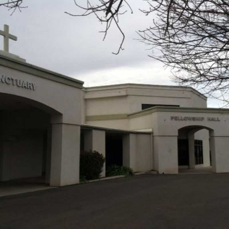 Grand Avenue United Methodist Church - Porterville, California