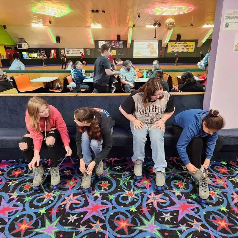 Family Skate Night 2023