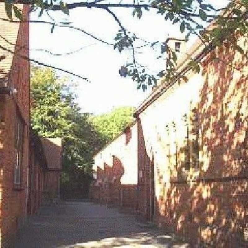 St Philip's - Norbury, London