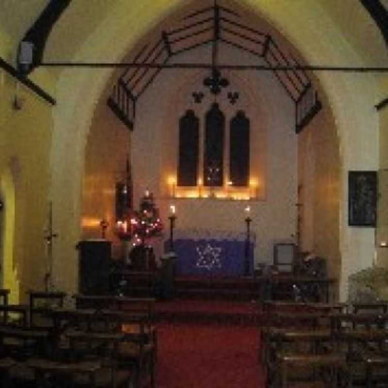 St Anne's & St Peter's - High Wycombe, Buckinghamshire