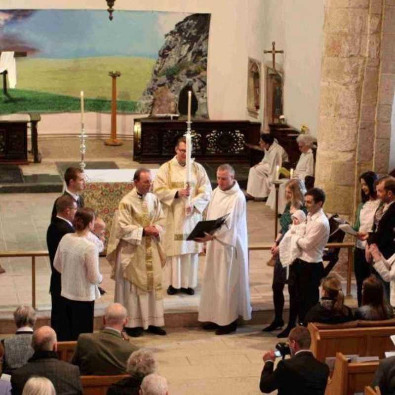 St Nicholas' Church - Crawley, West Sussex