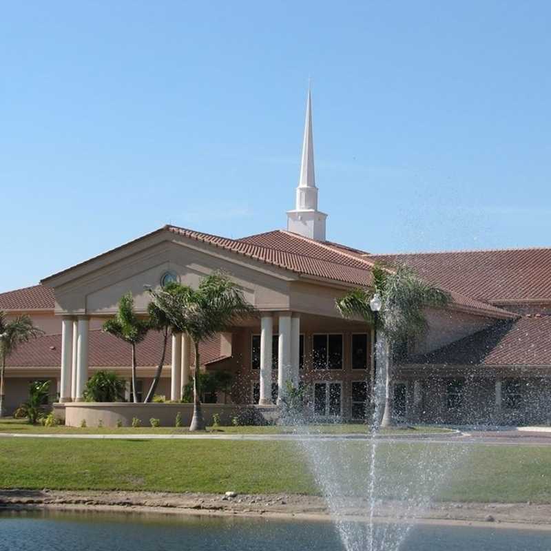 Gulf Coast Church Of Christ - Fort Myers, Florida