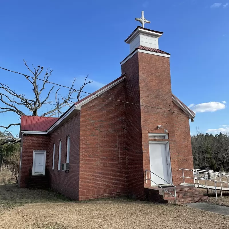 First Presbyterian Church Lillington NC - photo courtesy of Robert Wilson