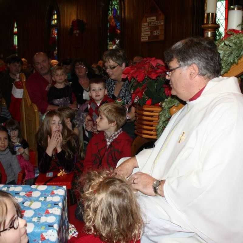 Christmas Eve Childrens Service at St. Mark's 2013