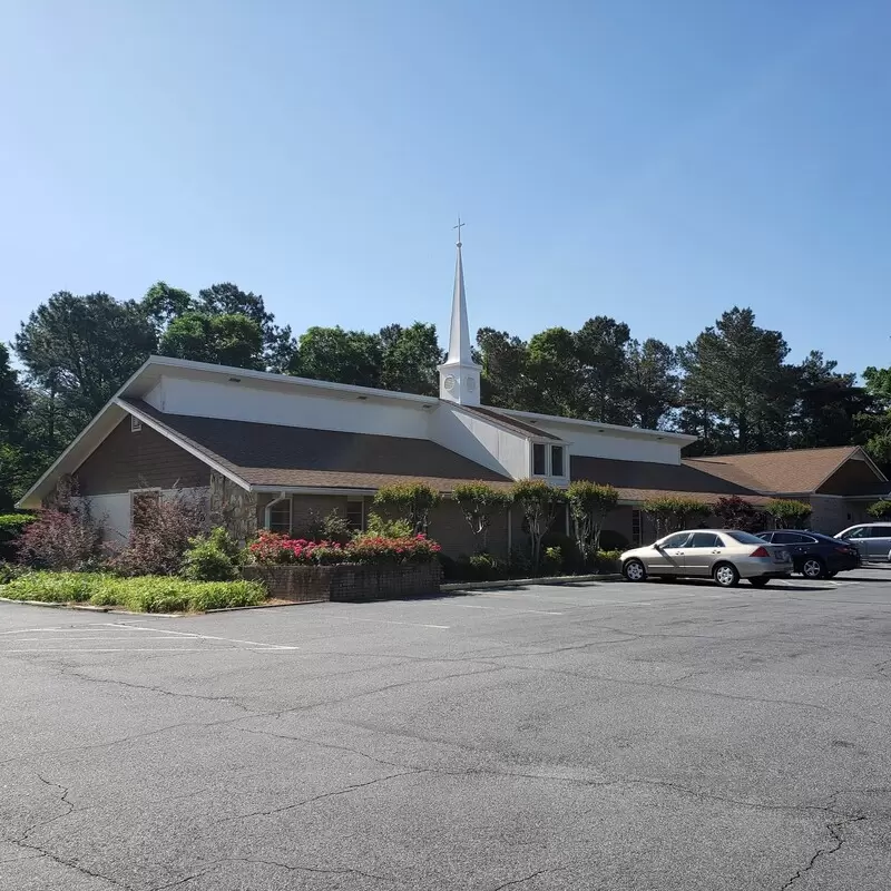 South Cherokee Baptist Church Woodstock GA - photo courtesy of Michael Brooks