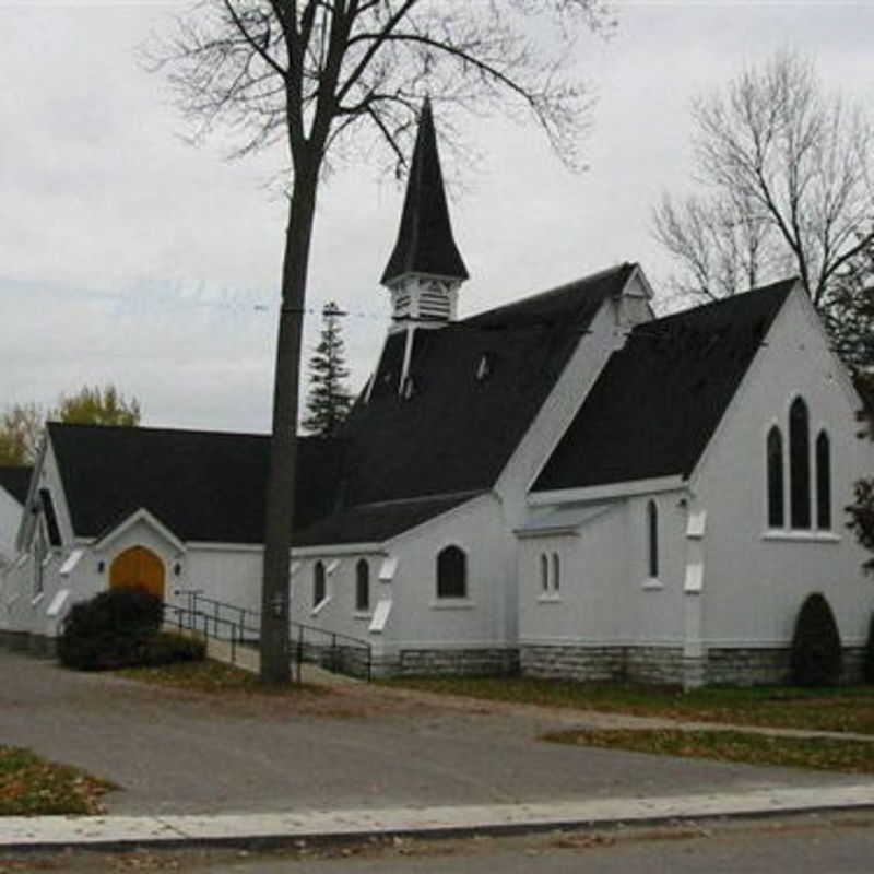 Christ Church 43 Sherwood St. Bobcaygeon, Ontario K0M 1A0