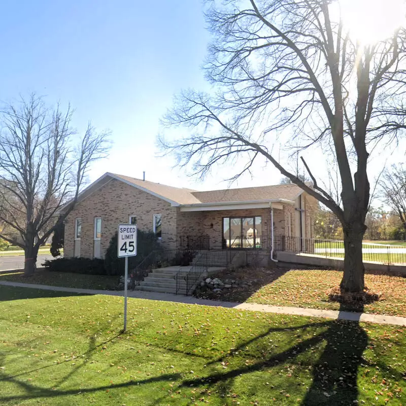 Iglesia Fuente de Luz - Mchenry, Illinois