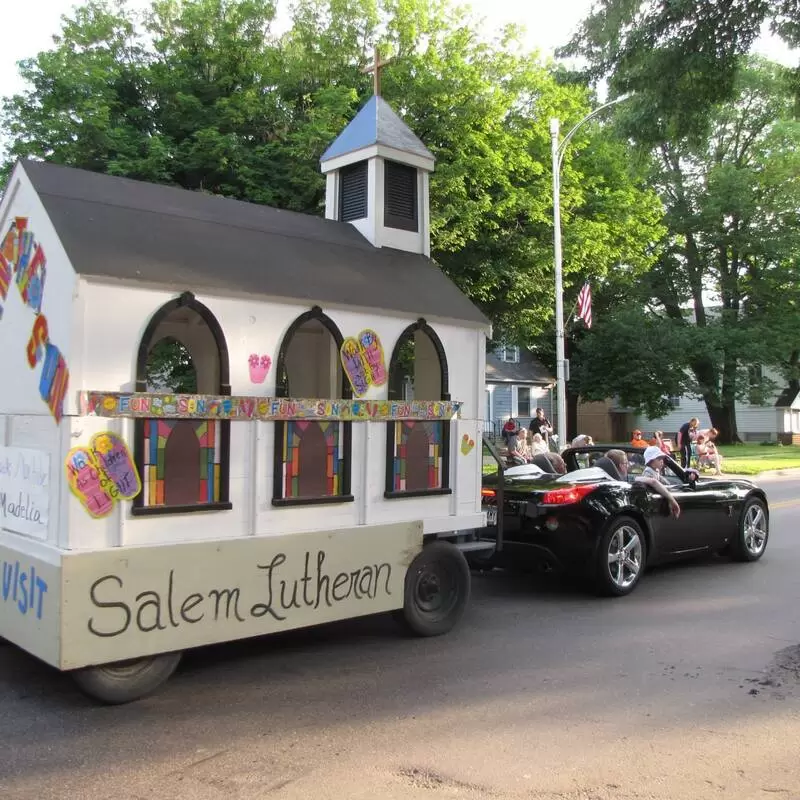 2014 Salem's Float