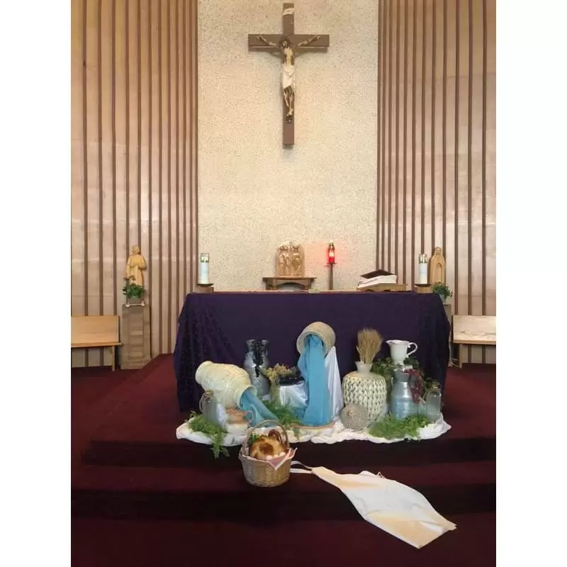 2020 Easter altar