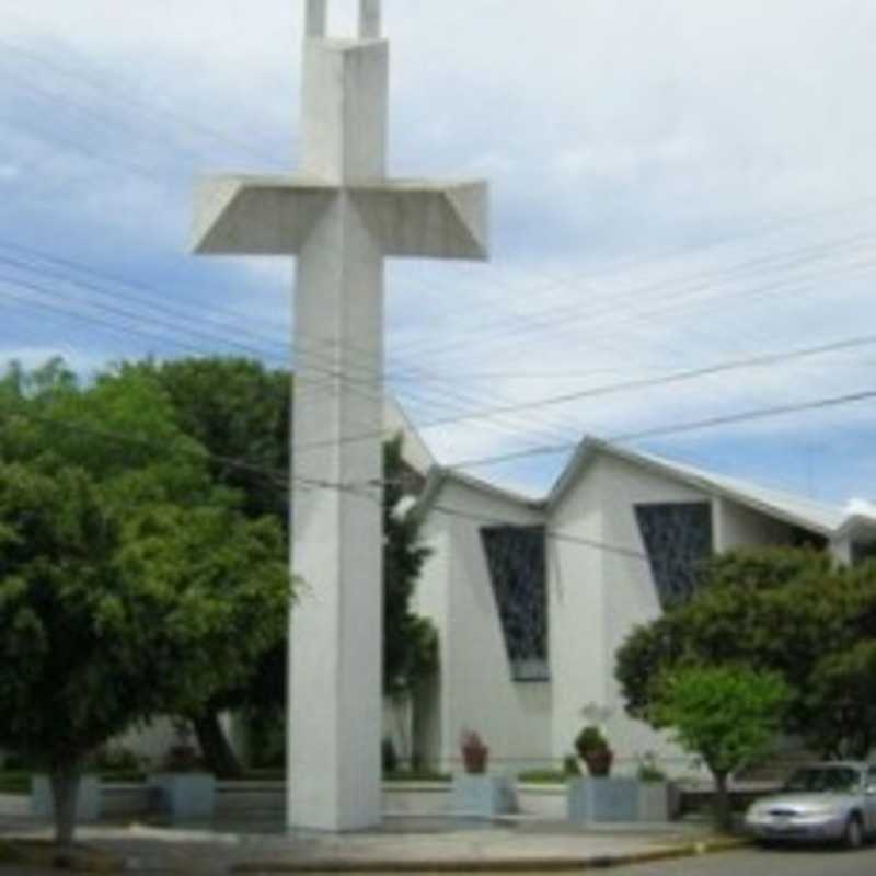 Nuestra Señora de las Tres Aves Marías Parroquia - San Luis Potosi, San Luis Potosi