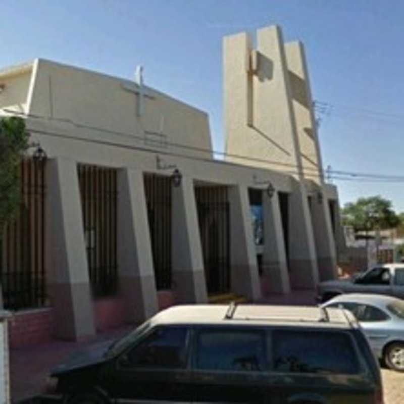 Santa María de Guadalupe Parroquia - Navojoa, Sonora