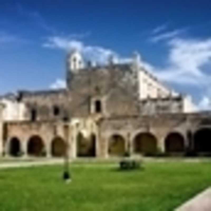 San Bernardino de Siena Parroquia - Valladolid, Yucatan