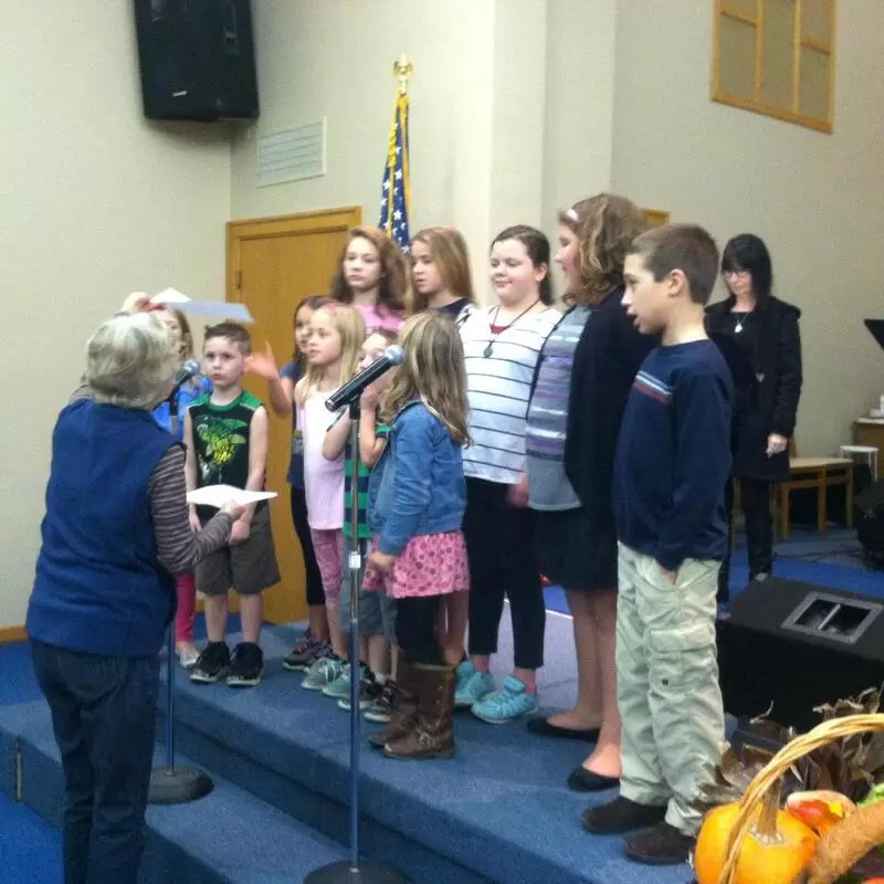 Practicing a Thanksgiving song with the kids