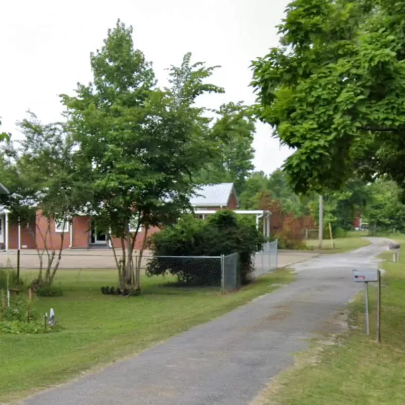 Huron Baptist Church - Huron, Tennessee