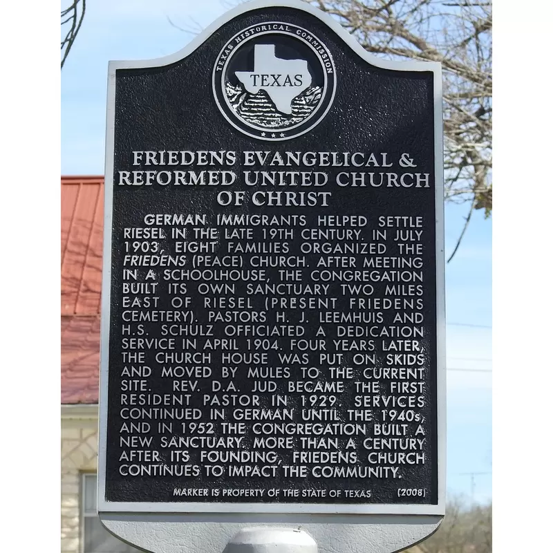 Friedens Evangelical & Reformed United Church of Christ marker - photo courtesy of Jonnie England