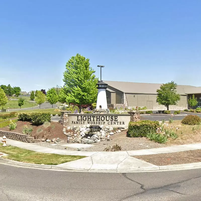 Lighthouse Family Worship Center - Medford, Oregon