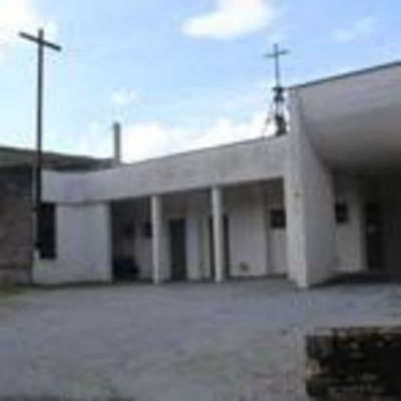 Eglise Notre Dame De La Voie - Saint Sulpice Lauriere, Limousin