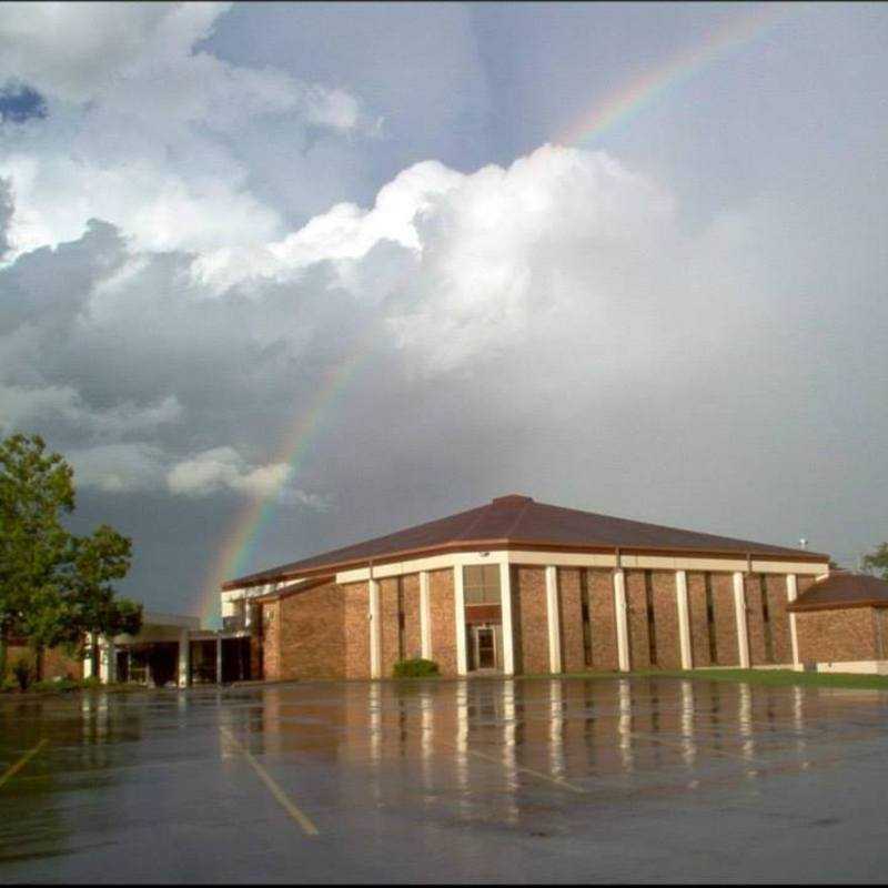 Adams Boulevard Church of Christ - Bartlesville, Oklahoma