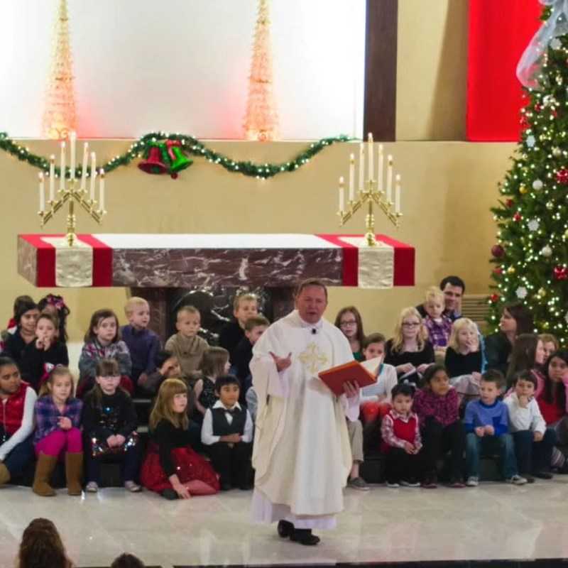 Homilía del Padre Peter en la Misa del Gallo