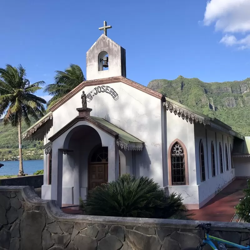 Saint Joseph Catholic Church Moorea-Maiao / Eglise Catholique Saint Joseph - photo courtesy of Dirk Weissleder