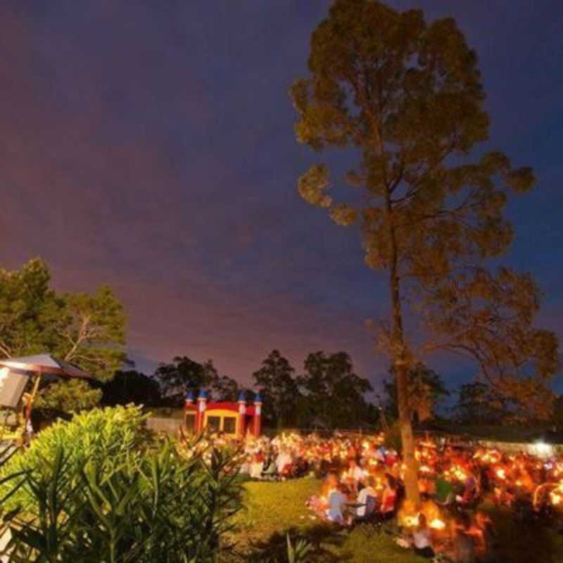 Carols Under The Stars