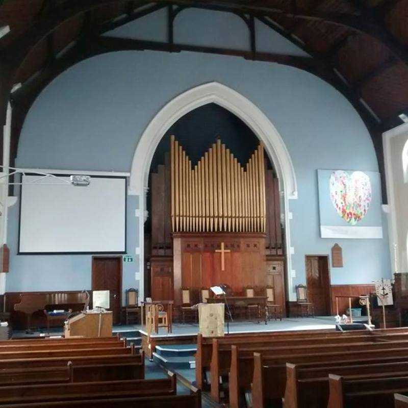 Inside Walsworth Road Baptist Church