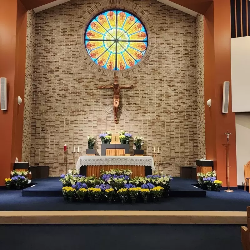 St. Dominic Church decorated for Easter 2023