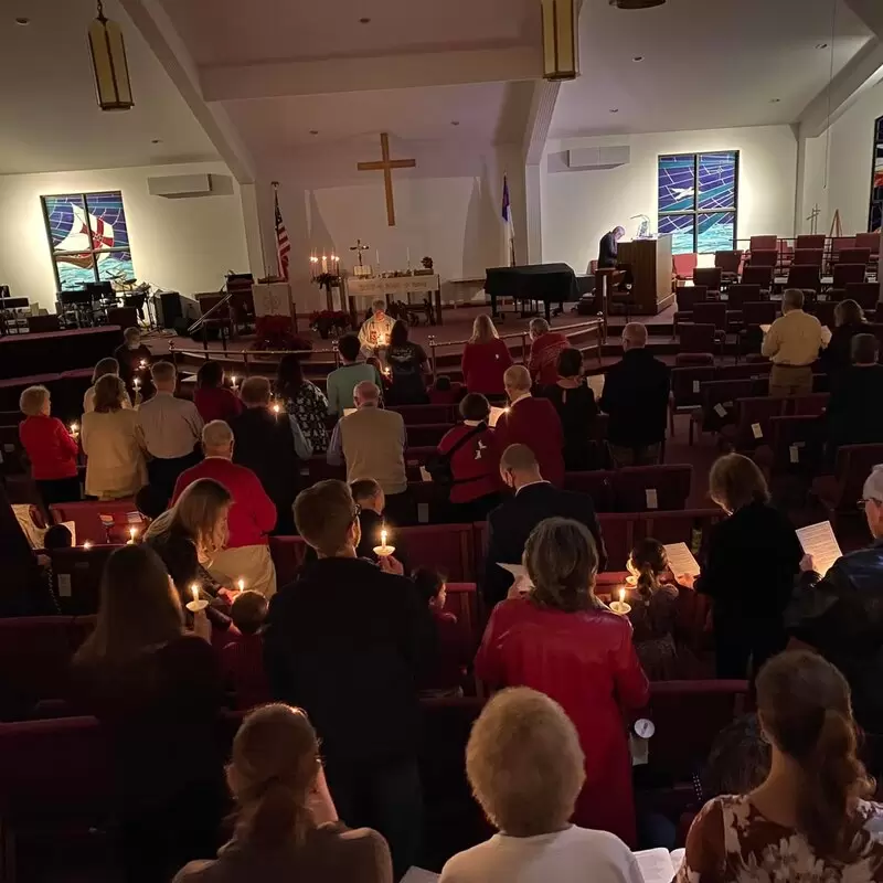 Christmas Eve candlelight service 2021