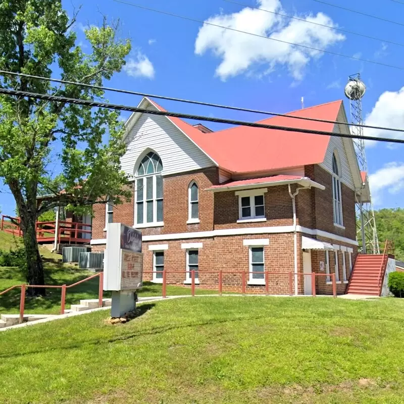 Oakdale United Methodist Church - Oakdale, Tennessee