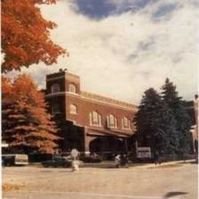 First United Methodist Church - Fairfield, Iowa