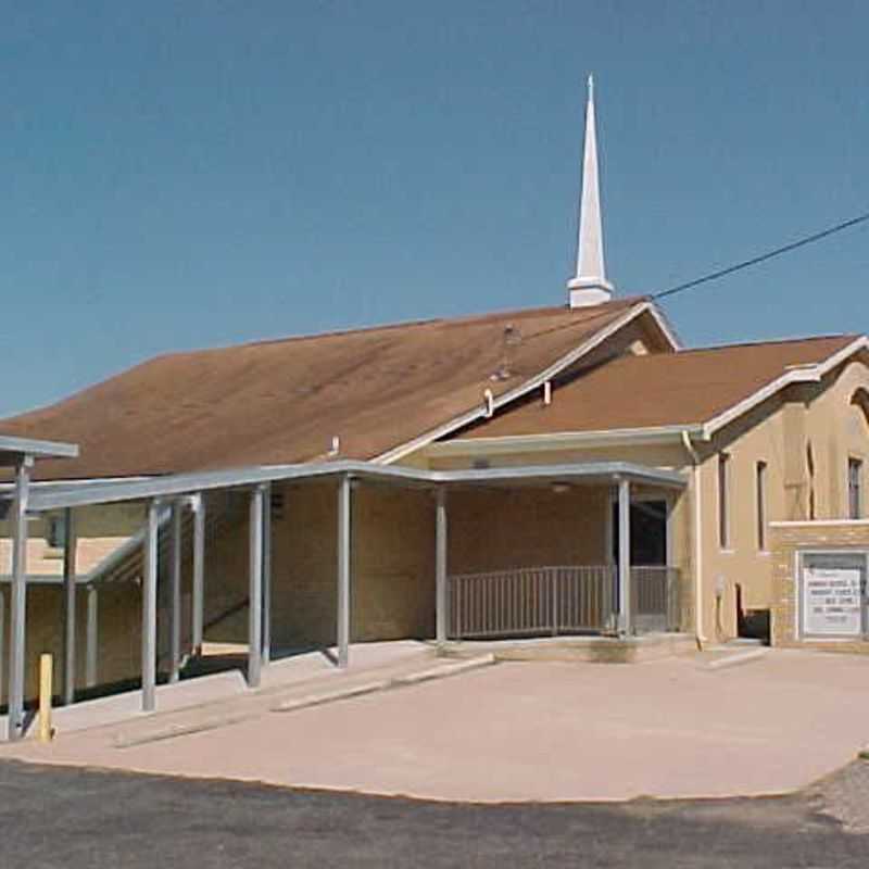 Oak Level United Methodist Church - Benton, Kentucky