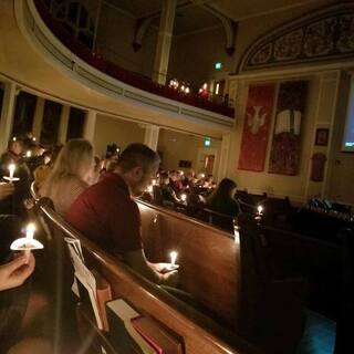 Christmas Eve Candlelight service 2018