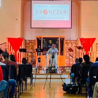 Iglesia Cristiana Ebenezer Asamblea de Dios - Lowell, Massachusetts