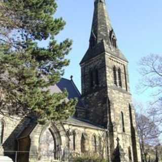 St Thomas and St James - Worsbrough Dale, South Yorkshire