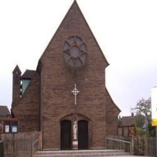 St Christopher - Luton, Bedfordshire