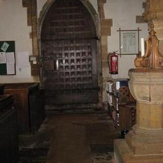 St Mary the Virgin - Woodford Halse, Northamptonshire