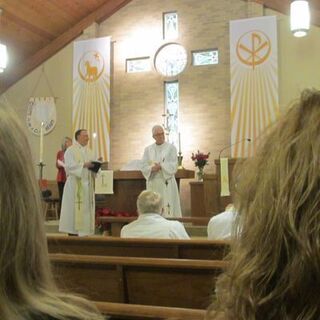 Sunday worship at St Paul Lutheran Church, Bowling Green