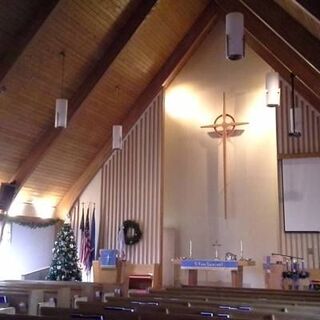 Fairgreen Presbyterian Church decorated for Christmas