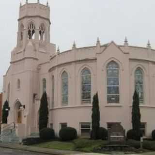 UU Congregation at Willamette Falls - Oregon City, Oregon