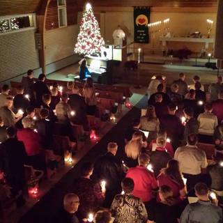 Christmas Eve Candlelight Service 2017