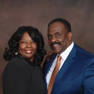 Dr. Ron and Dr. Barbara Wilson