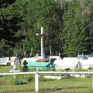 Eleske cemetery - photo courtesy alvin51780 http://www.panoramio.com/user/5095166