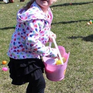 2016: Easter Egg Hunt