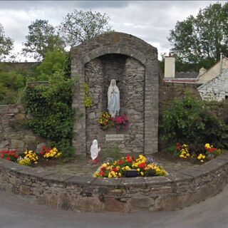 Lourdes Grotto: St. Mary and St. Bernadette Soubirous