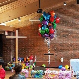 Celebrando el día de los niños. "Fiesta del Espíritu Santo"