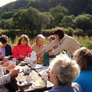 Frauen Frühstück