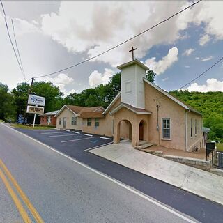 Gainesboro First Baptist Church - Gainesboro, Tennessee