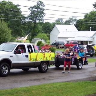 Celebrating the 4th in the Thornville Parade