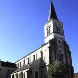 Eglise Saint Pierre - Luzy, Bourgogne