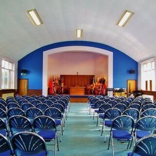 Worcester Park Baptist Church service area